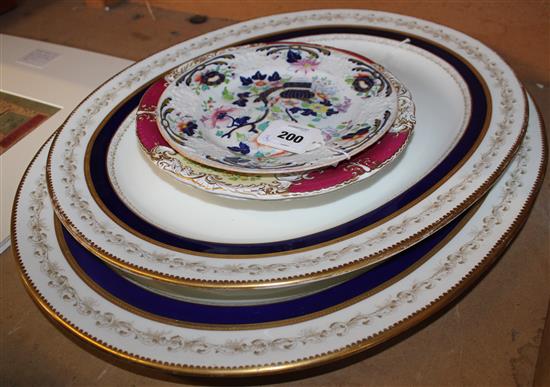 Two Cauldon large graduated oval meat dishes, blue & gilt decoration & 3 other plates